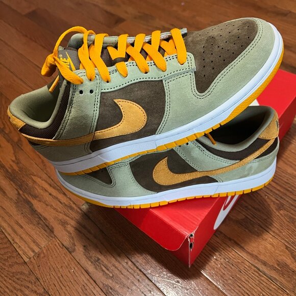 Nike Dunk Low Dusty Olive - Picture 2 of 5